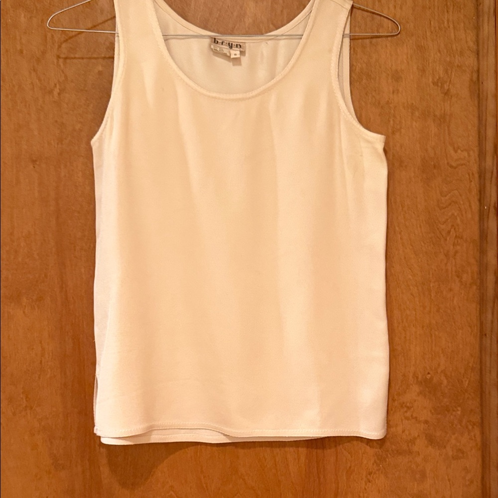 Women's Cream Scoop Neck Tank Top by
